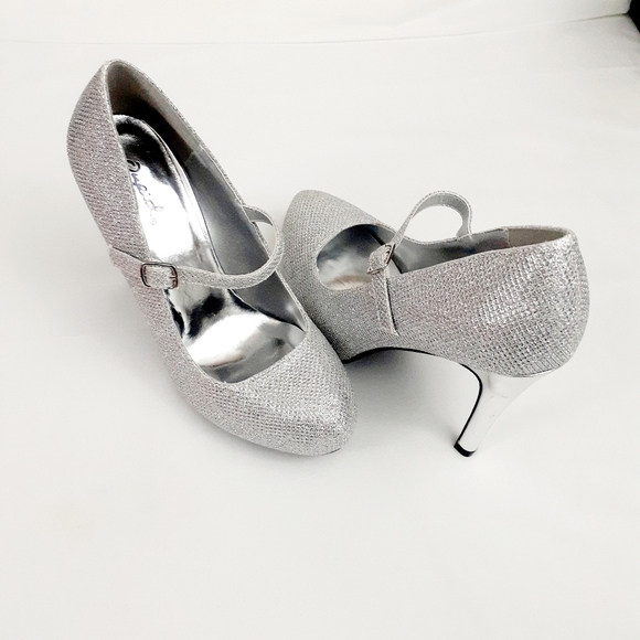 Qupid Shoes - Qupid Women's Silver Sequins Platform High Heels Pumps Sz 7.5